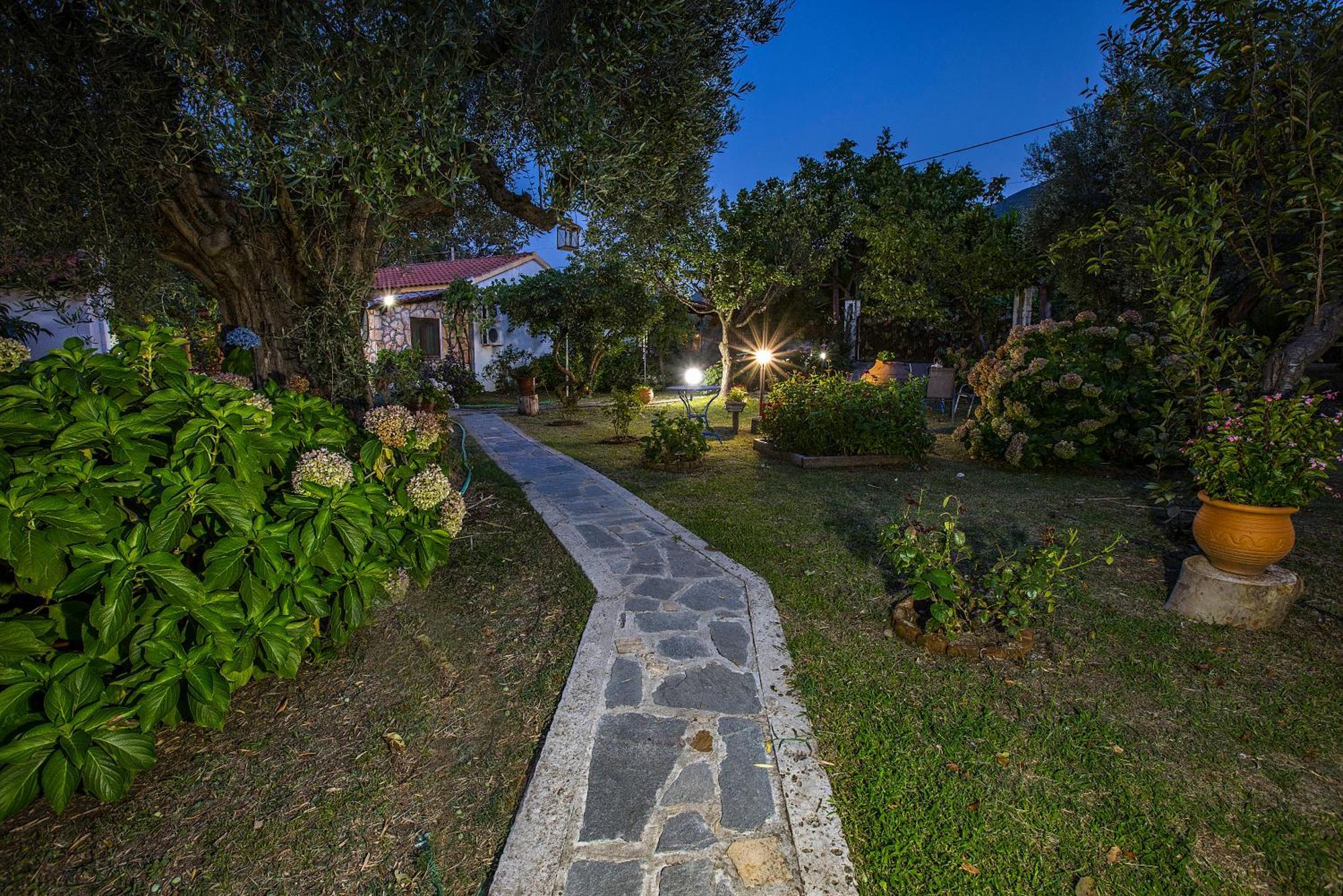 תרמה Alekas Studios מראה חיצוני תמונה