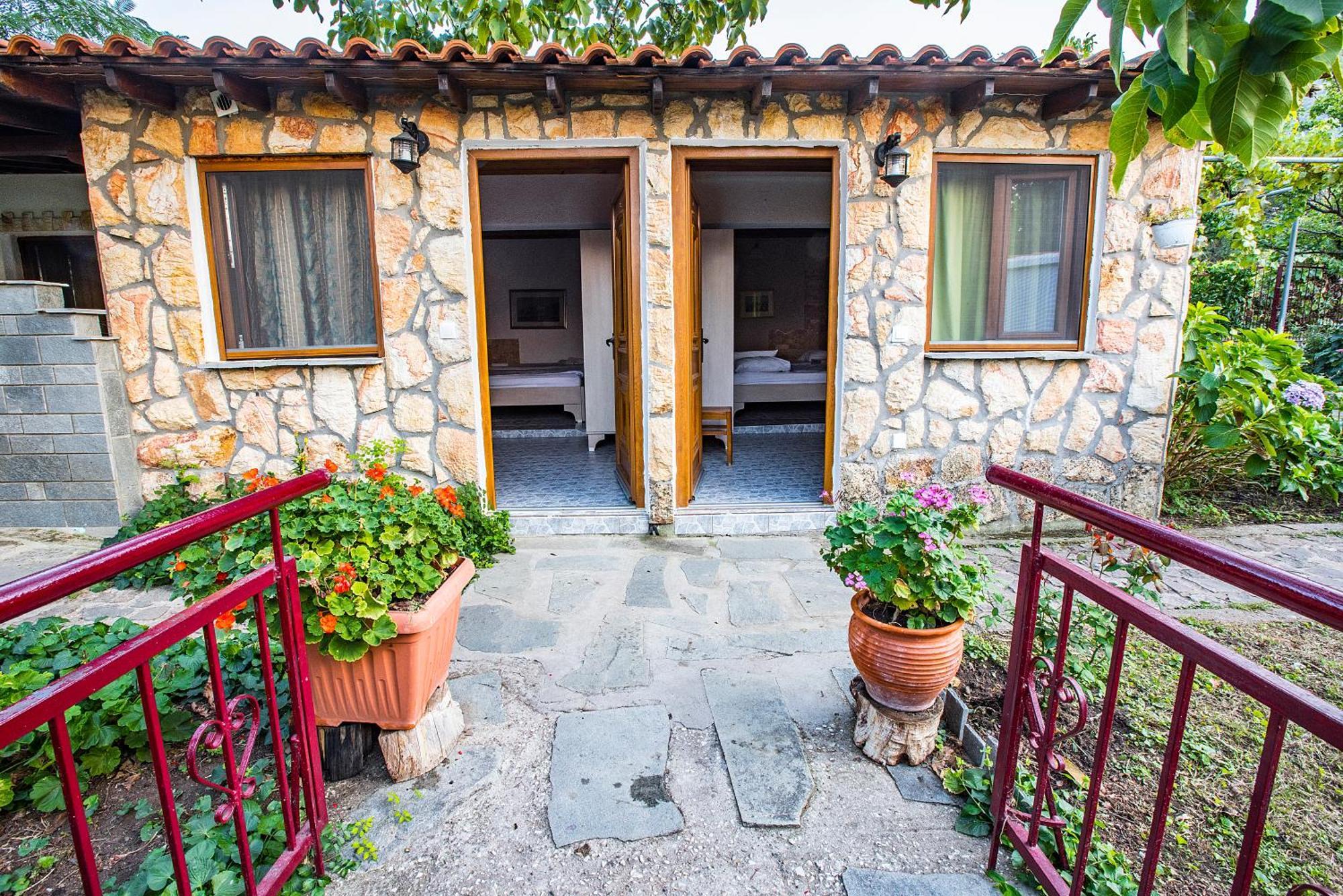 תרמה Alekas Studios מראה חיצוני תמונה